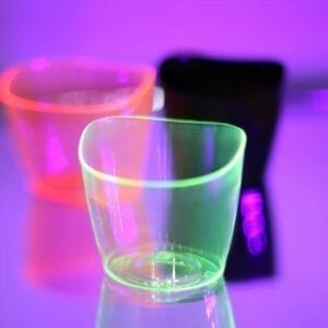 صفحه اصلی 34 لیوان یکبار مصرف مدل ونوس بسته 10 عددی